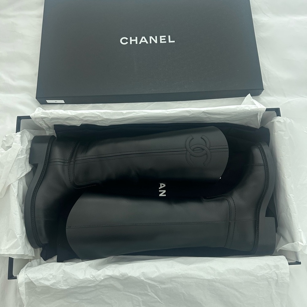 CHANEL Black Leather Riding Boots